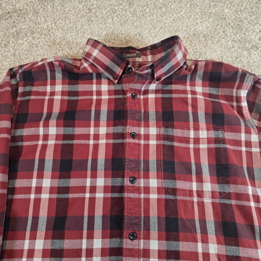 Eddie Bauer Mens TXL Red Plaid Flannel Shirt Relaxed Fit Long Sleeve 13501588